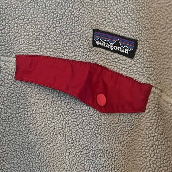 Patagonia Men's Gray Sweater with Red Trim Fleece Snap up collar pocket Size XL - Picture 3 of 10